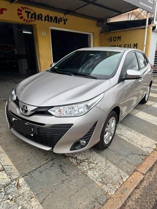 TOYOTA YARIS 1.3 16V FLEX XL MANUAL TOYOTA YARIS 1.3 16V FLEX XL MANUAL